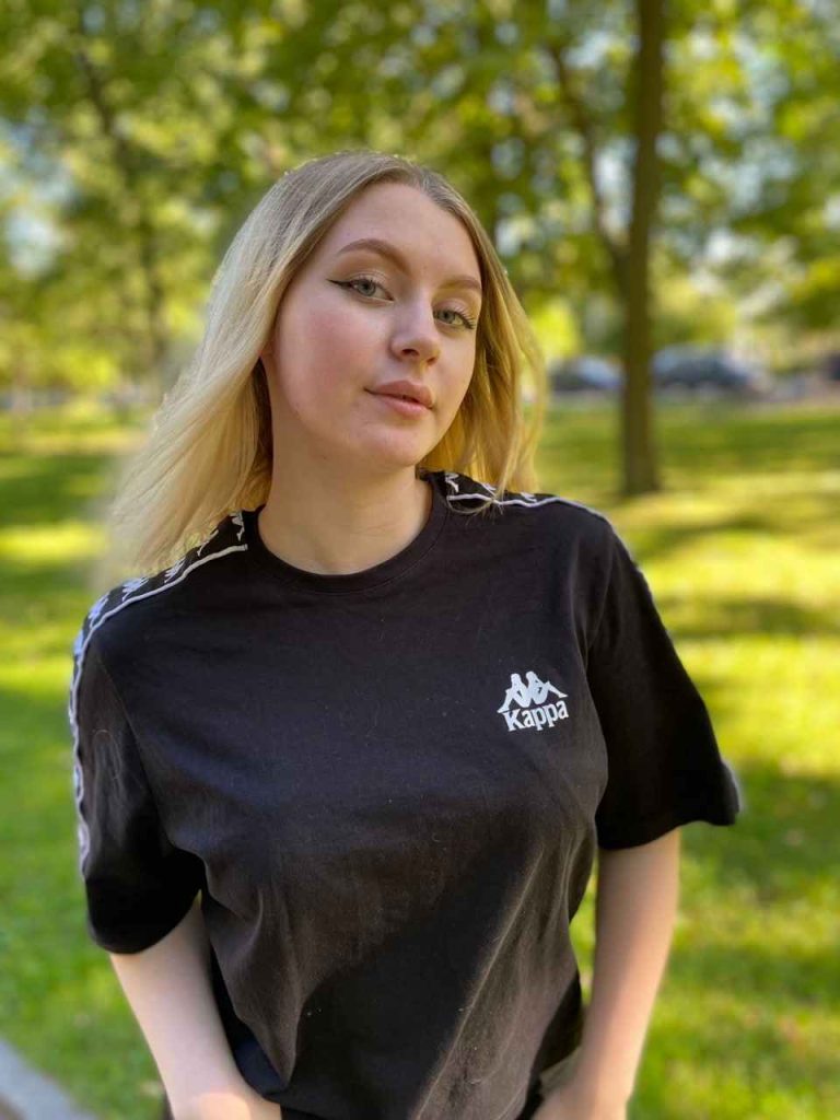 Эскортница Алиса